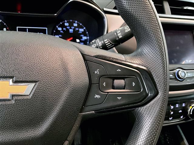 Used 2021 Chevrolet TrailBlazer LT w/ Driver Confidence Package FWD image 18