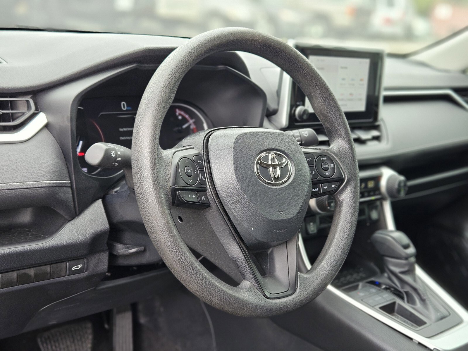 Used 2023 Toyota RAV4 XLE image 20