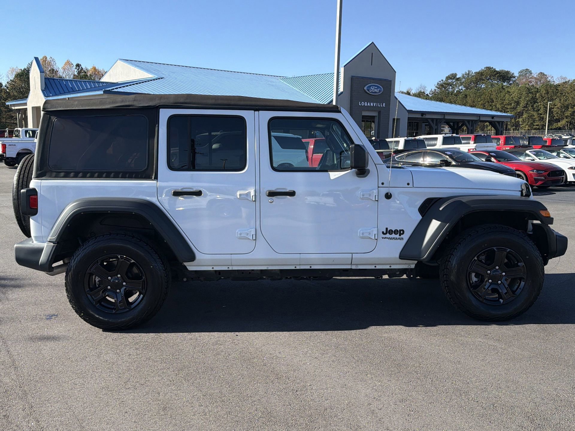 Used 2022 Jeep Wrangler Unlimited Sport S image 2