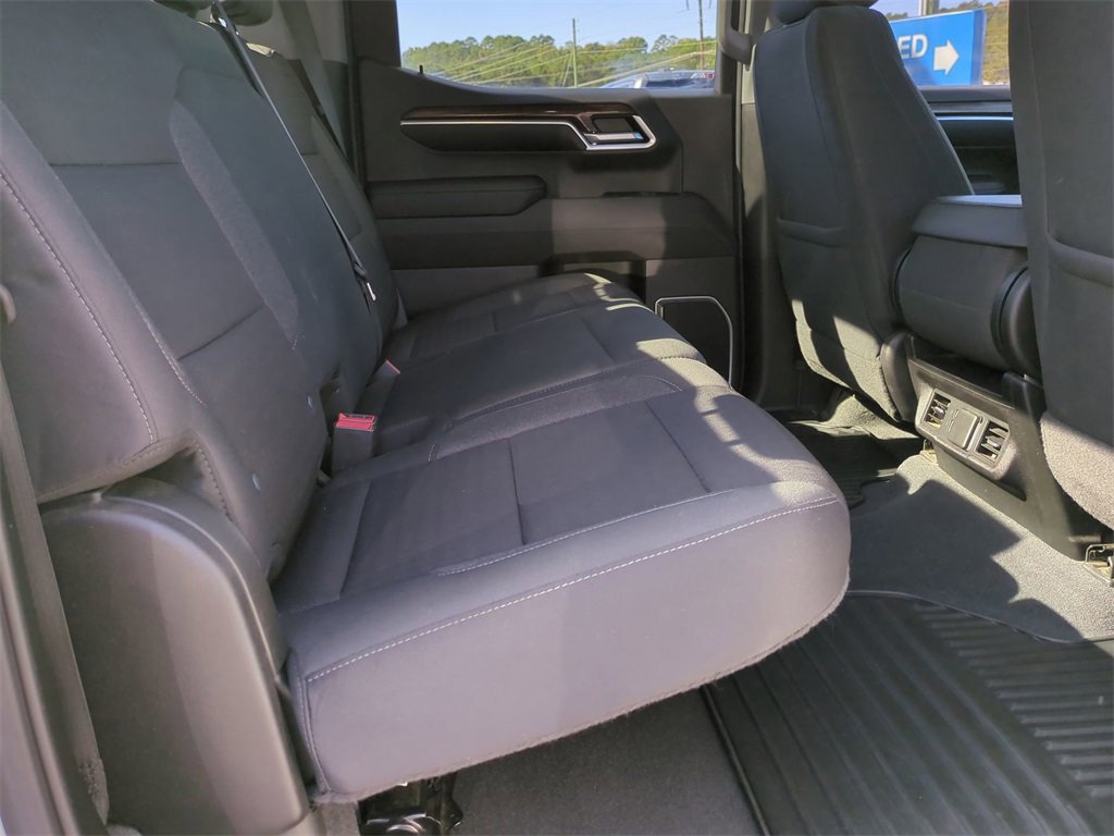 Used 2023 GMC Sierra 1500 SLE image 14