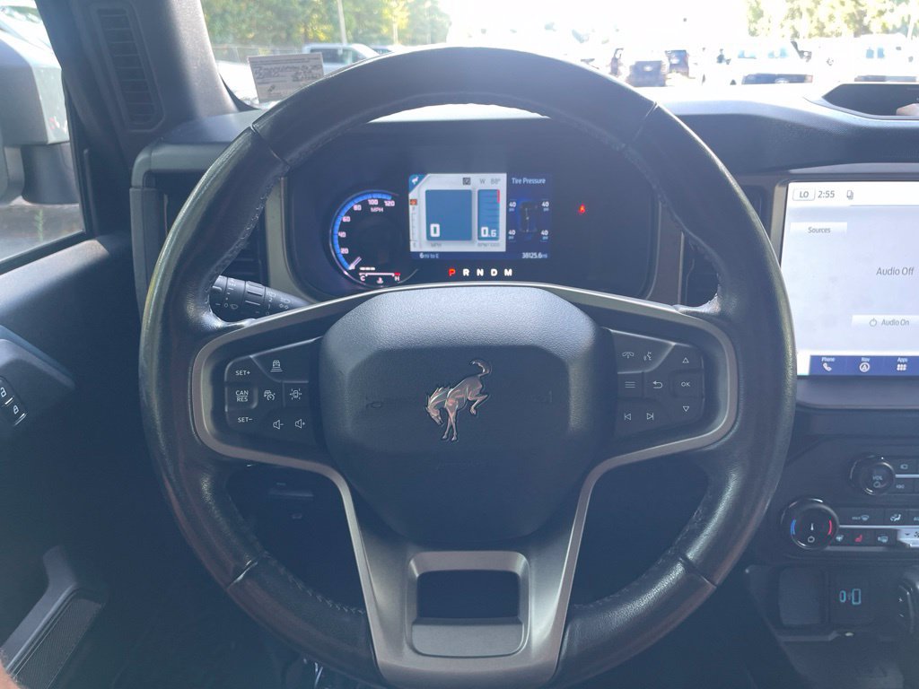Certified 2022 Ford Bronco Outer Banks w/ Sasquatch Package AWD/4WD image 18