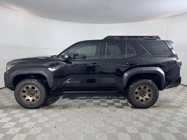 Used 2025 Toyota 4Runner Trailhunter AWD/4WD image 7