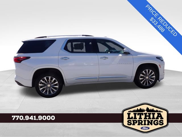 Used 2023 Chevrolet Traverse Premier w/ LPO, Floor Liner Package AWD/4WD image 10
