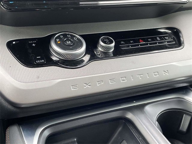 Certified 2025 Ford Expedition Active image 15