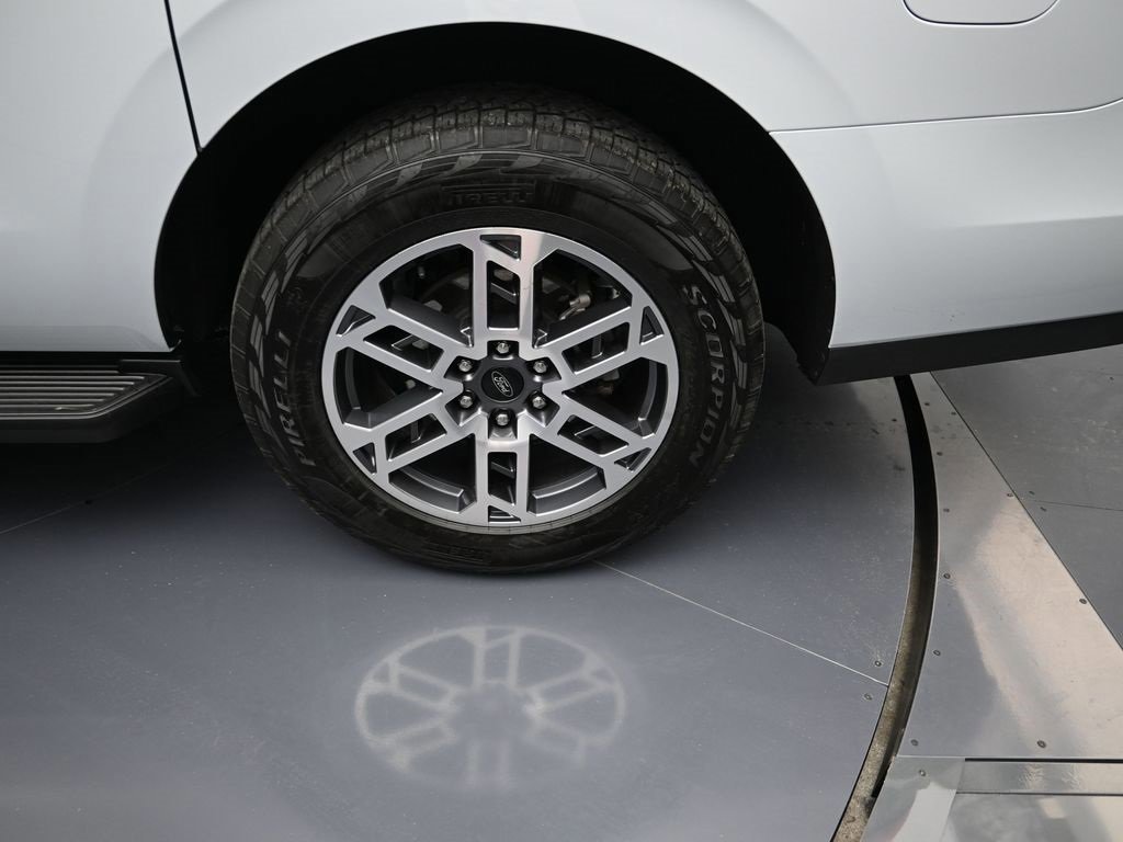 Certified 2025 Ford Expedition Max Active image 25