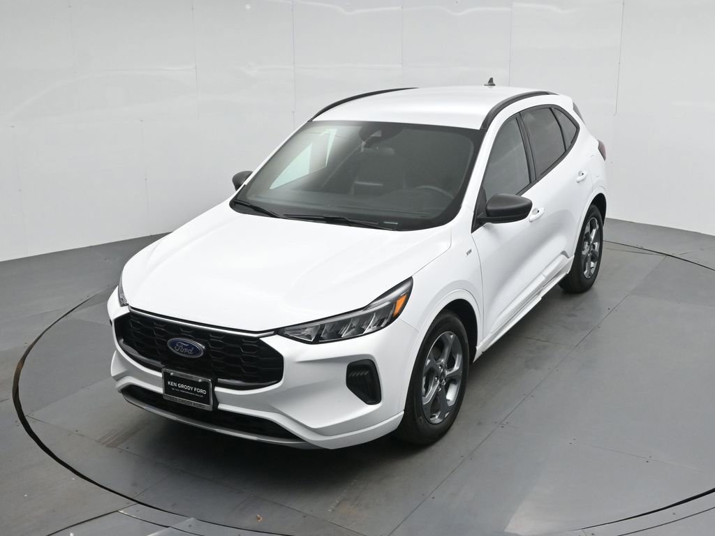 Certified 2023 Ford Escape ST-Line w/ Equipment Group 301A image 29