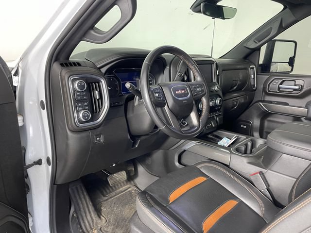 Used 2023 GMC Sierra 2500 AT4 w/ AT4 Premium Plus Package AWD/4WD image 3
