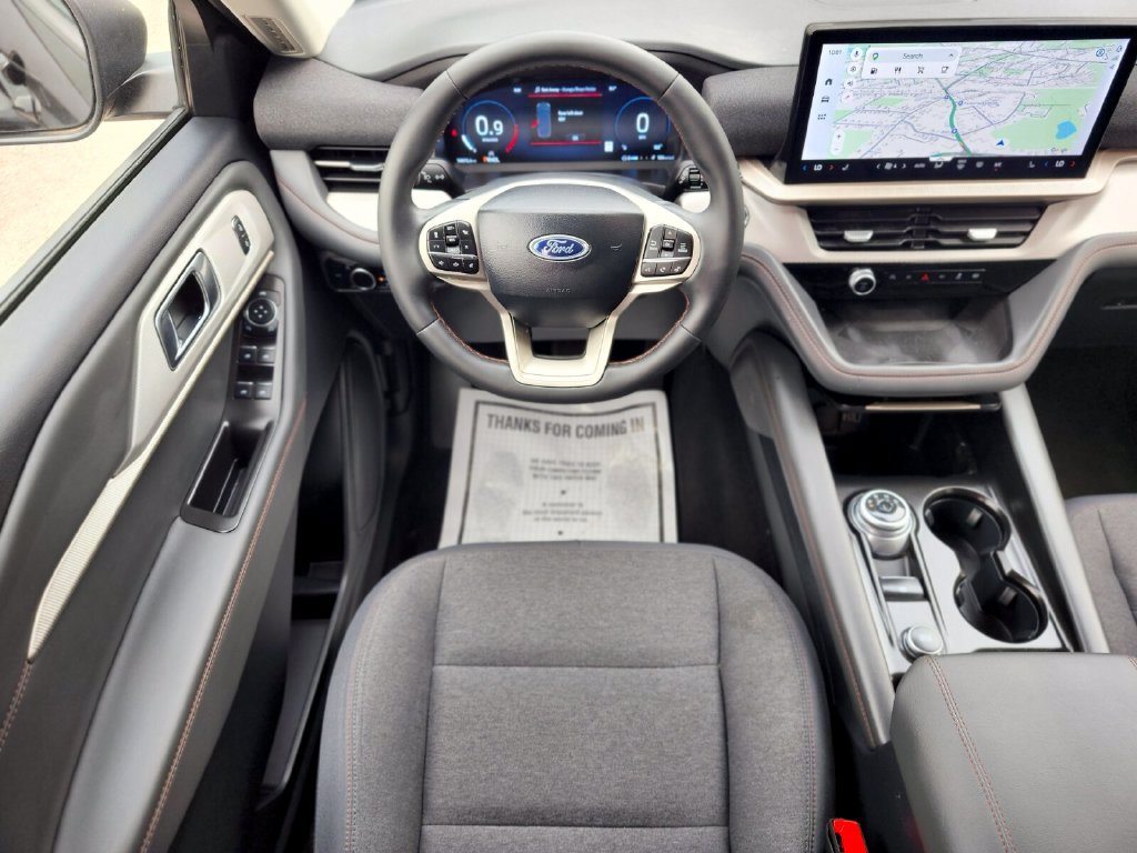 Certified 2025 Ford Explorer Active AWD/4WD image 13