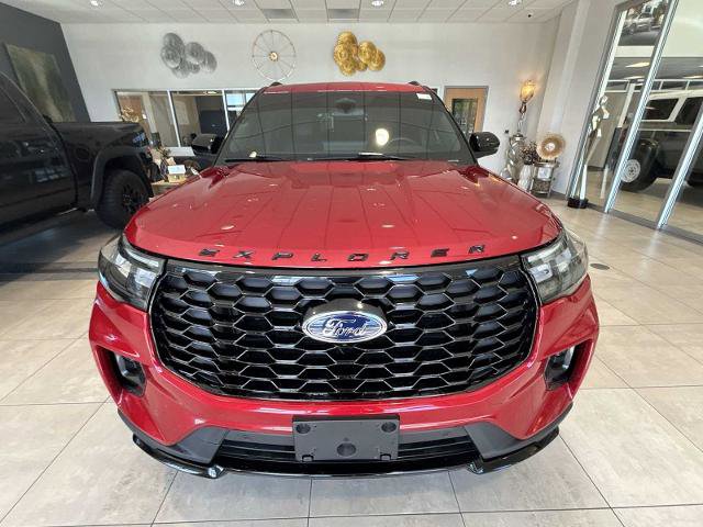 Certified 2025 Ford Explorer ST-Line w/ Premium Package AWD/4WD image 8