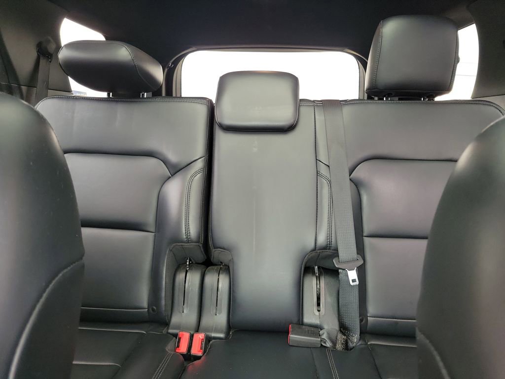 Certified 2019 Ford Explorer XLT w/ Equipment Group 202A AWD/4WD image 17