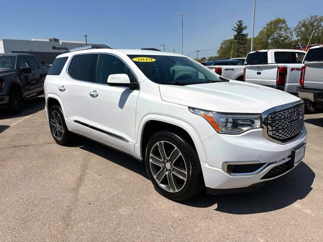 Used 2019 GMC Acadia Denali AWD/4WD image 1