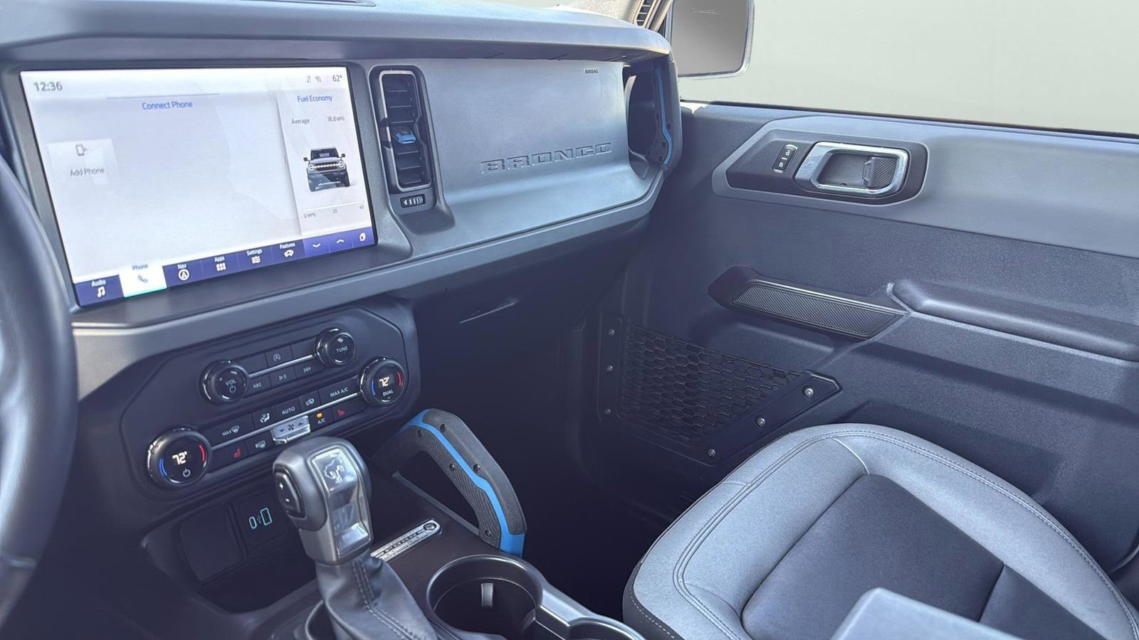 Certified 2024 Ford Bronco Black Diamond image 20