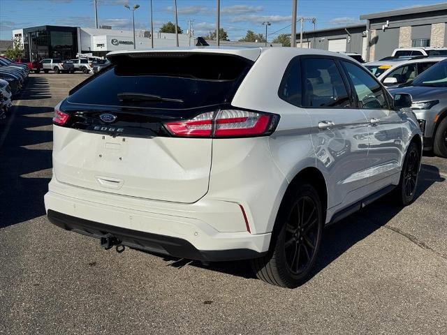 Certified 2024 Ford Edge ST-Line w/ Class II Trailer Tow Package image 5