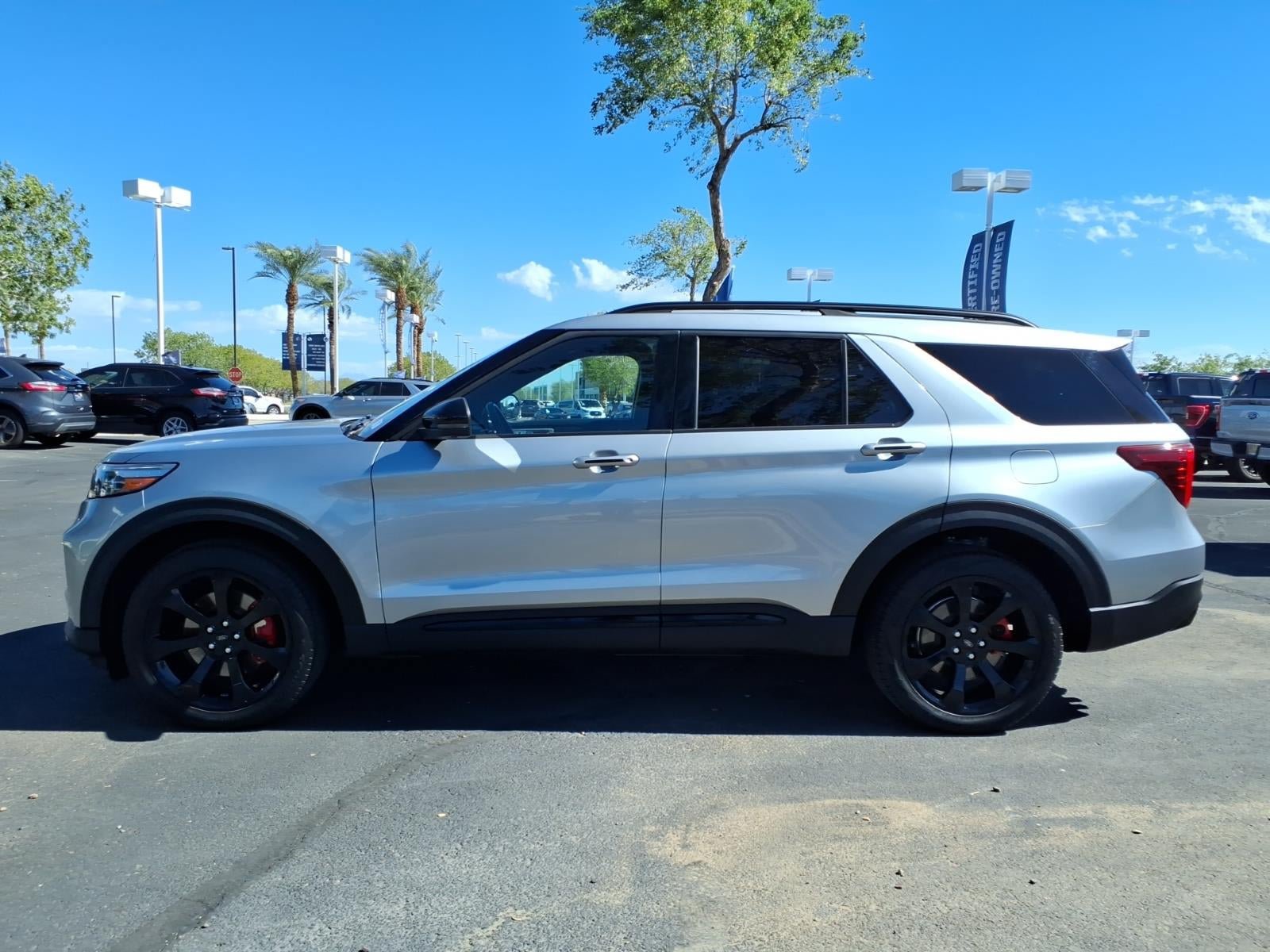 Certified 2023 Ford Explorer ST w/ Equipment Group 401A AWD/4WD image 7