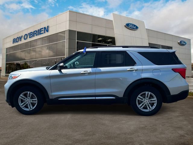 Certified 2024 Ford Explorer XLT AWD/4WD image 2