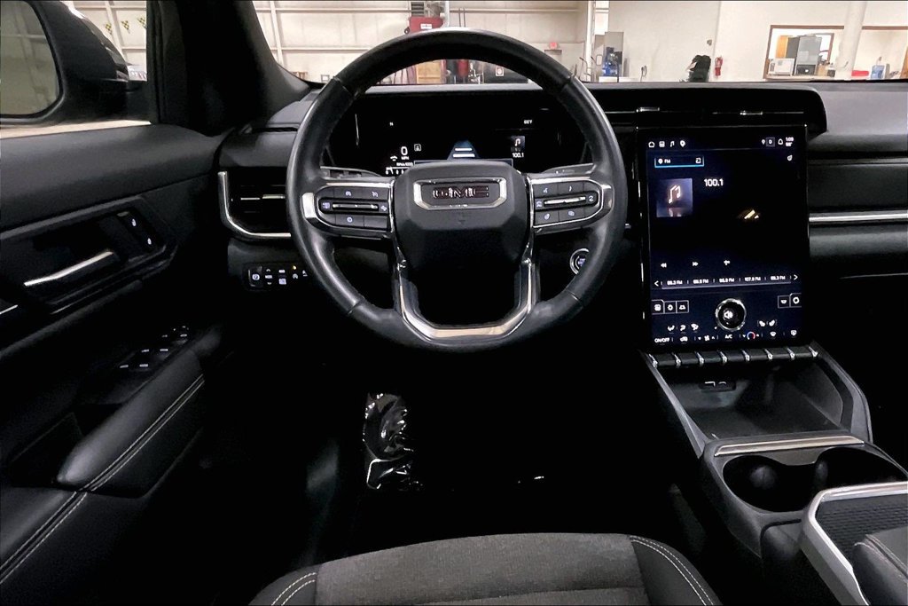 Used 2025 GMC Terrain Elevation AWD/4WD image 5