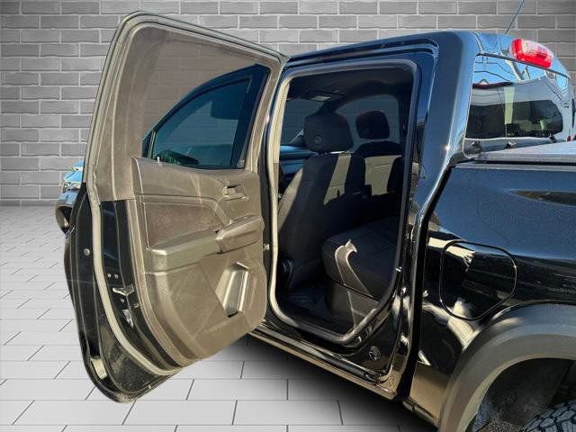 Used 2024 Chevrolet Colorado Trail Boss image 11