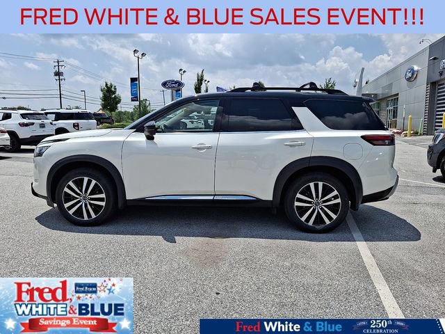 Used 2024 Nissan Pathfinder Platinum w/ Cargo Package AWD/4WD image 6