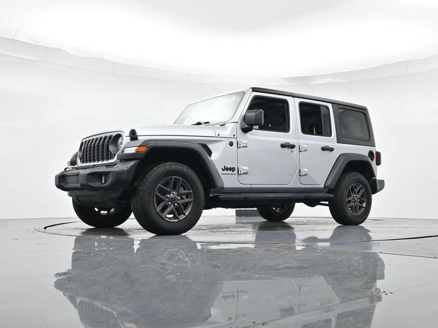 Used 2024 Jeep Wrangler Unlimited Sport AWD/4WD image 39