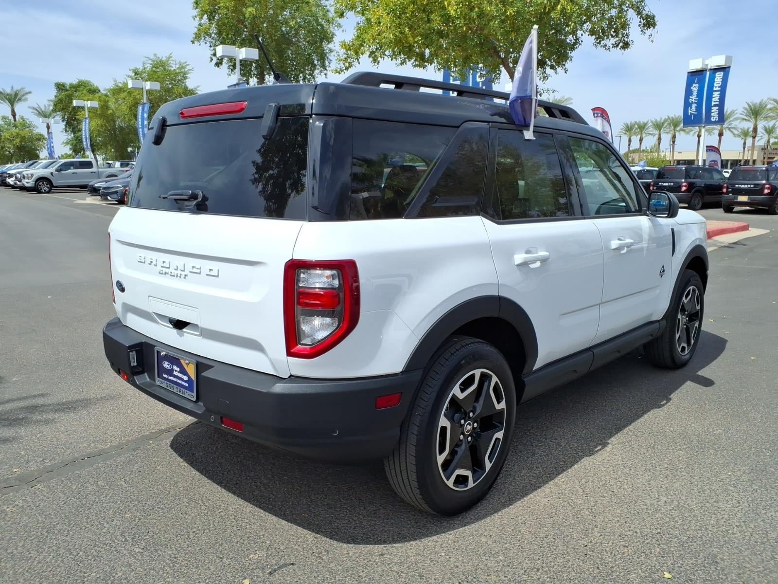 Certified 2024 Ford Bronco Sport Outer Banks AWD/4WD image 4