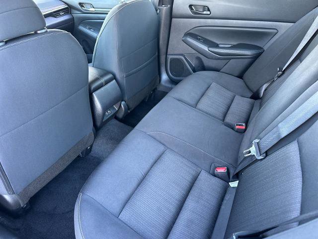 Used 2025 Nissan Altima 2.5 SV FWD image 11