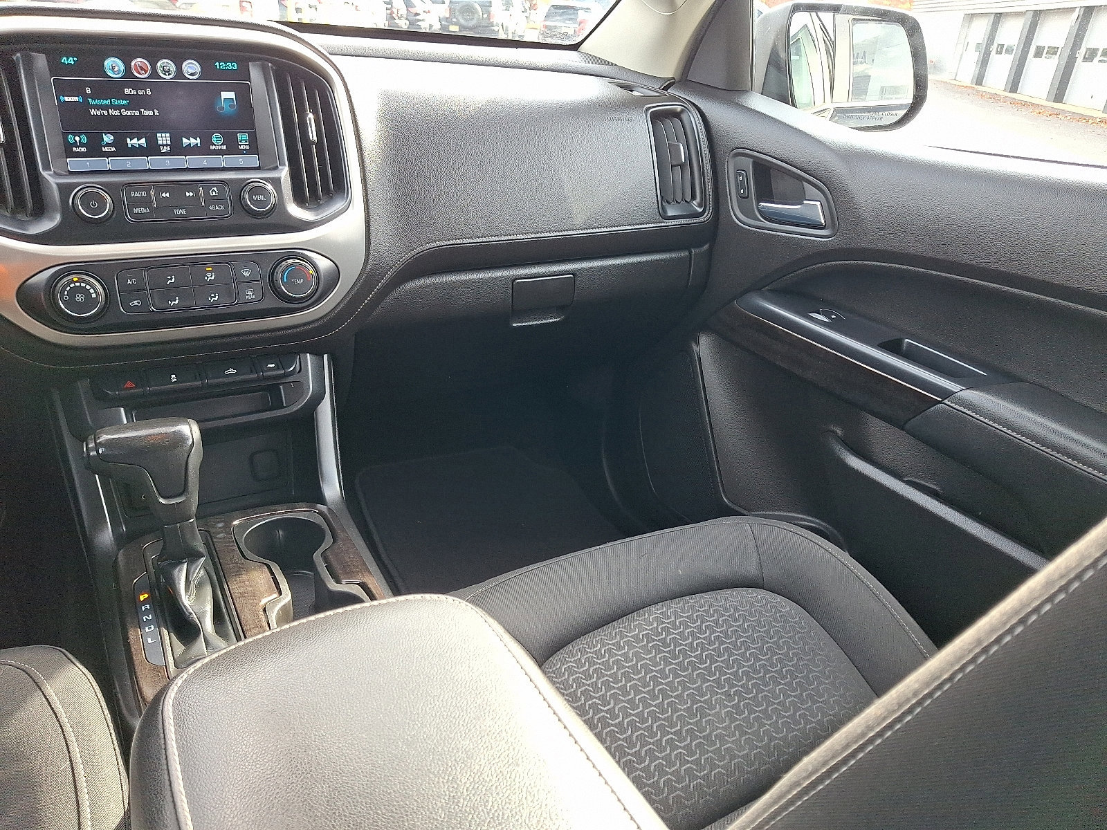 Used 2017 GMC Canyon SLE w/ Trailering Package image 16