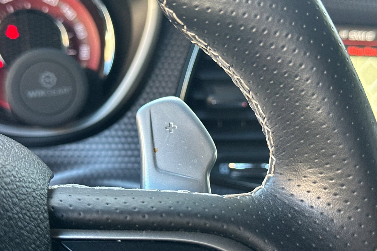 Used 2018 Dodge Challenger SRT Hellcat RWD image 38
