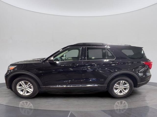 Certified 2023 Ford Explorer XLT w/ Equipment Group 202A AWD/4WD image 2