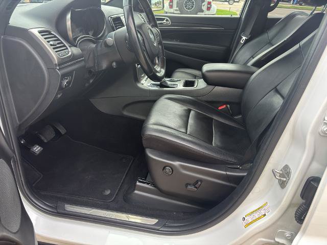 Used 2020 Jeep Grand Cherokee Limited w/ Luxury Group II RWD image 11