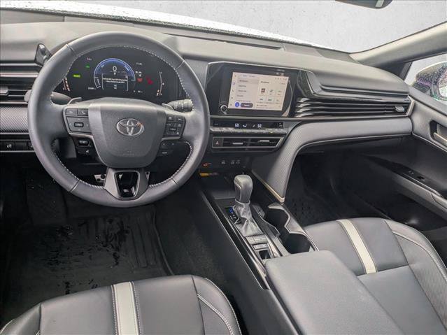 Used 2025 Toyota Camry SE w/ Convenience Package FWD image 15