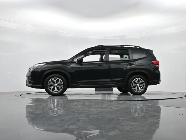 Used 2024 Subaru Forester Premium AWD/4WD image 40
