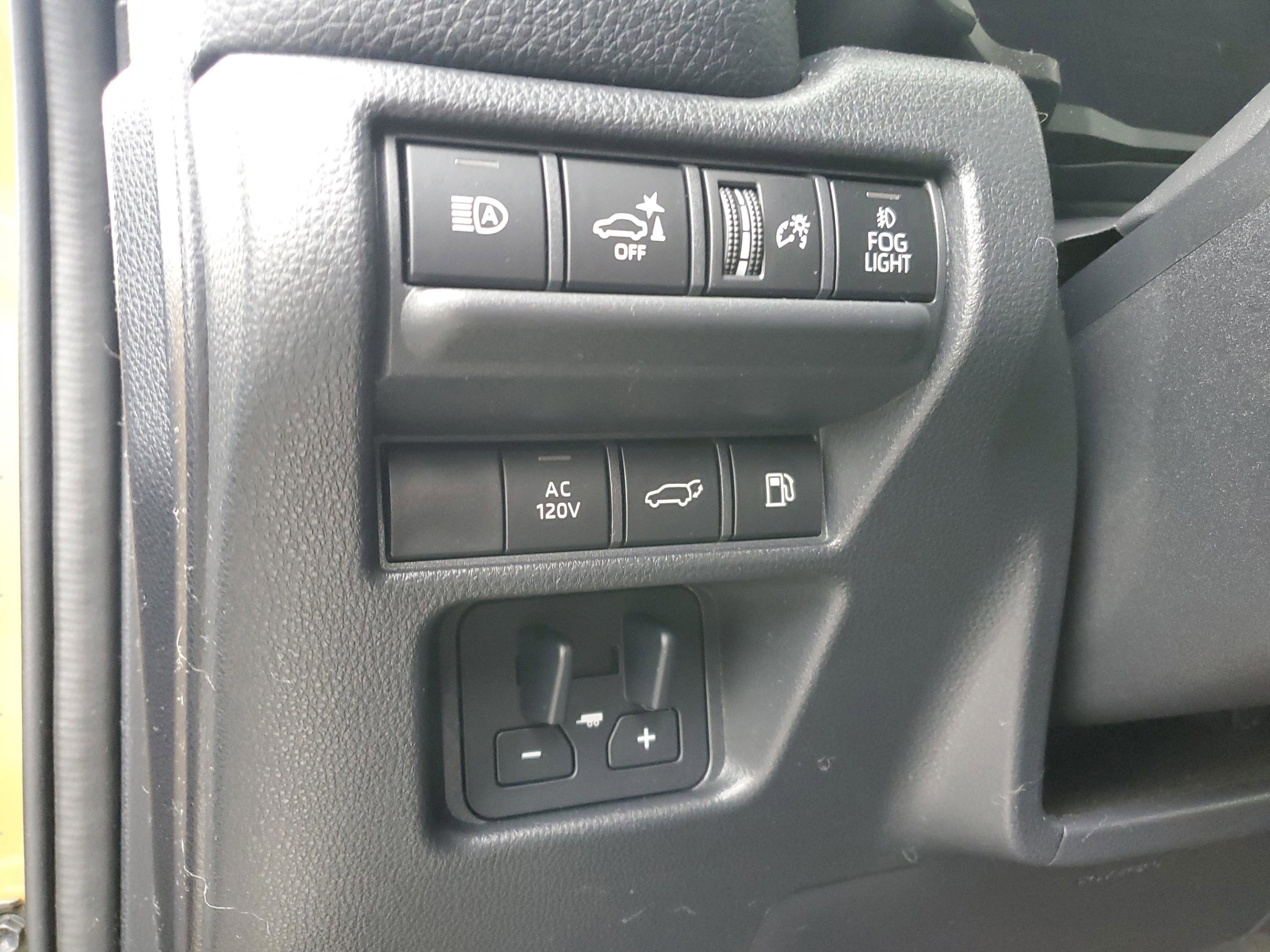 Used 2025 Toyota Land Cruiser w/ Premium Package AWD/4WD image 21
