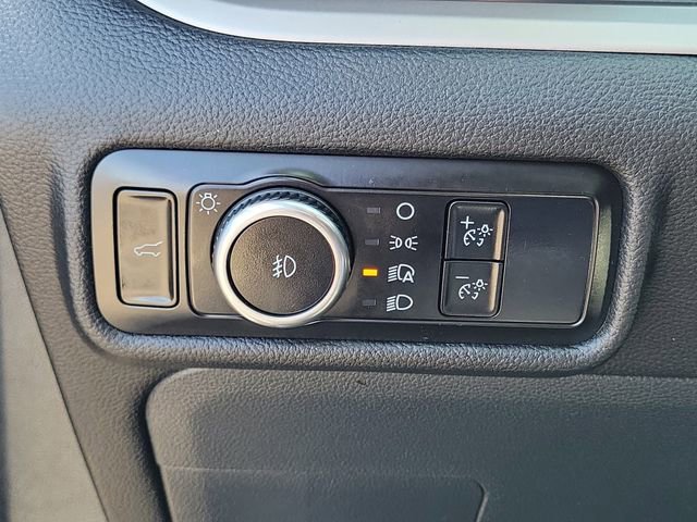 Certified 2023 Ford Explorer XLT w/ Equipment Group 202A RWD image 12