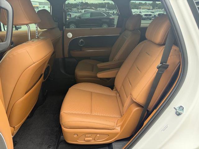 Used 2026 Hyundai Palisade Calligraphy AWD/4WD image 12