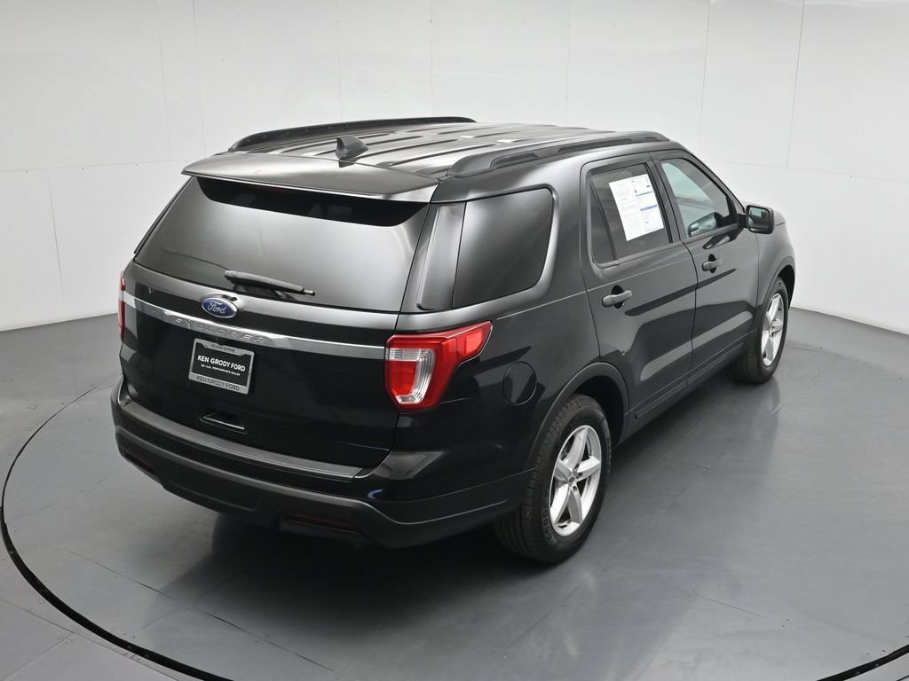 Certified 2018 Ford Explorer FWD image 39