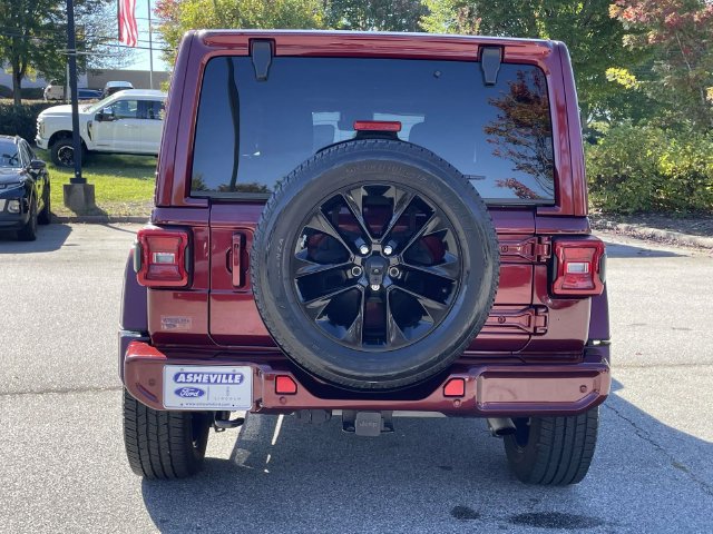 Used 2021 Jeep Wrangler Unlimited Sahara AWD/4WD image 4
