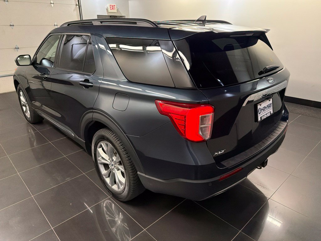 Certified 2023 Ford Explorer XLT w/ Equipment Group 202A AWD/4WD image 4