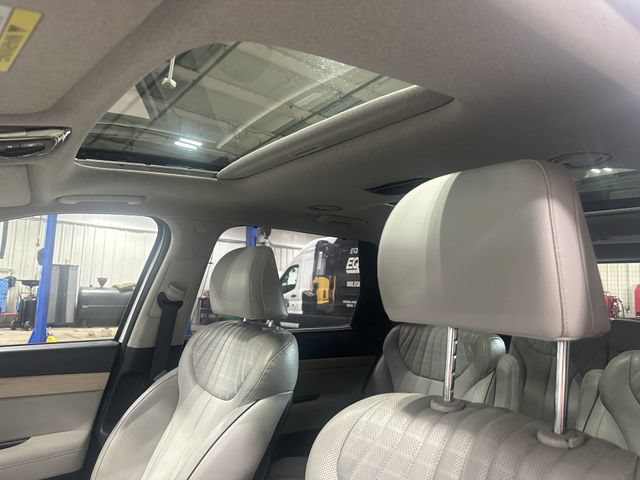 Used 2023 Hyundai Palisade Limited AWD/4WD image 20