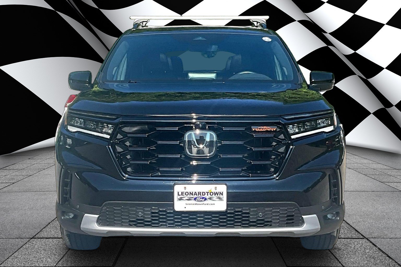 Used 2023 Honda Pilot TrailSport image 3
