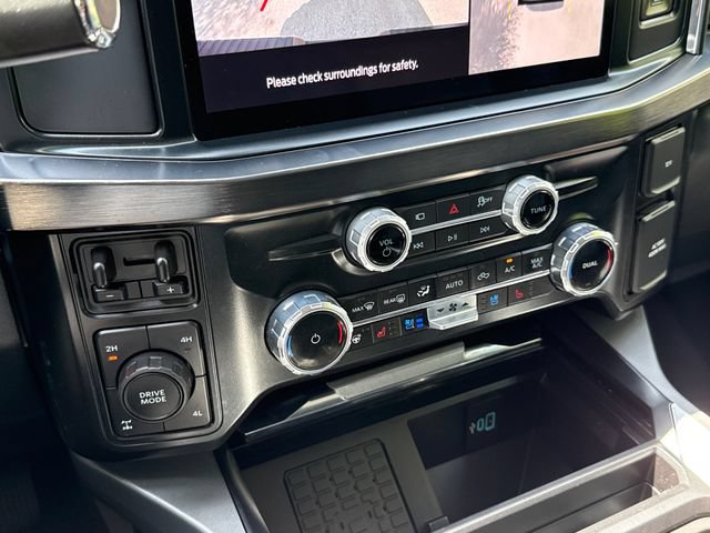 Certified 2025 Ford F250 Lariat w/ FX4 Off-Road Package AWD/4WD image 26