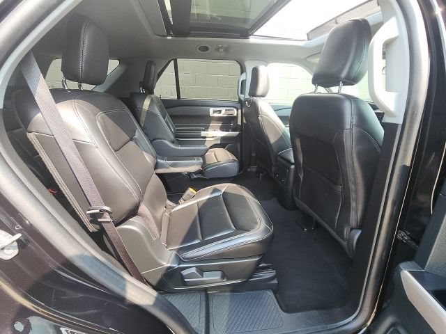Certified 2023 Ford Explorer XLT w/ Equipment Group 202A AWD/4WD image 15
