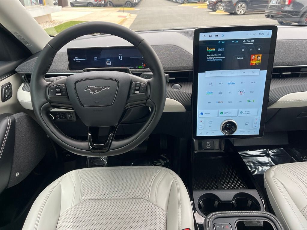 Certified 2025 Ford Mustang Mach-E Premium AWD/4WD image 17