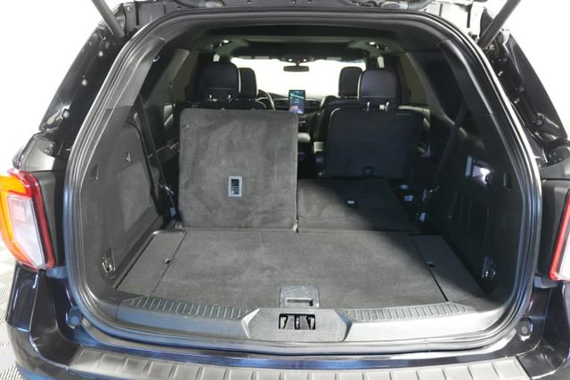 Certified 2020 Ford Explorer ST w/ ST Street Pack image 24