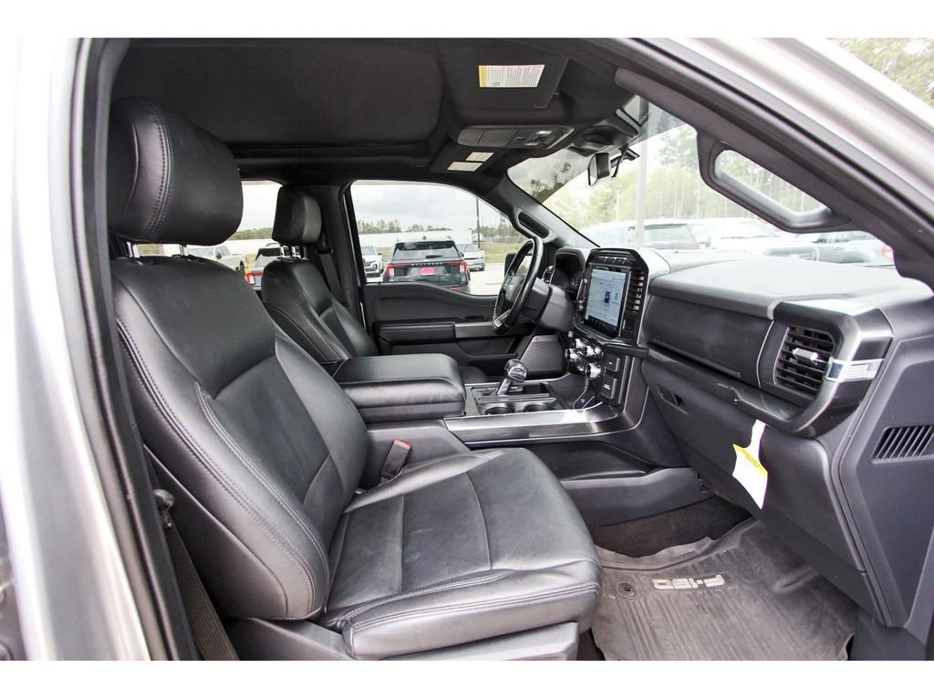 Certified 2022 Ford F150 XLT w/ Equipment Group 302A High image 25