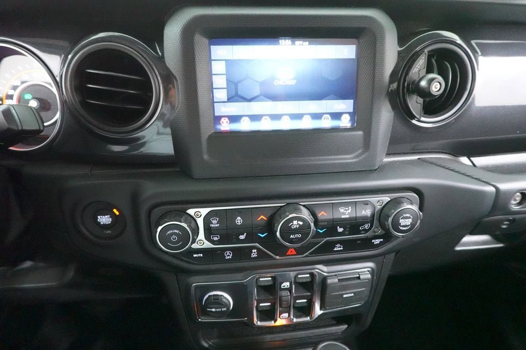 Used 2022 Jeep Gladiator Sport AWD/4WD image 17