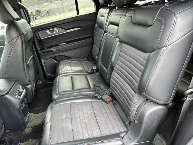 Certified 2025 Ford Explorer ST-Line w/ ST-Line Street Pack image 17