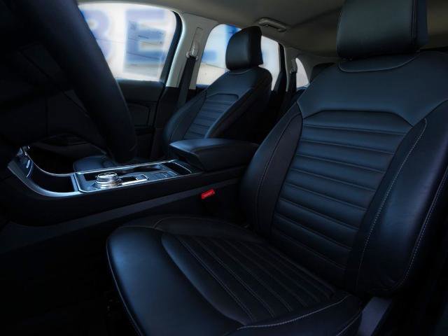 Certified 2024 Ford Edge SEL w/ Convenience Package AWD/4WD image 12
