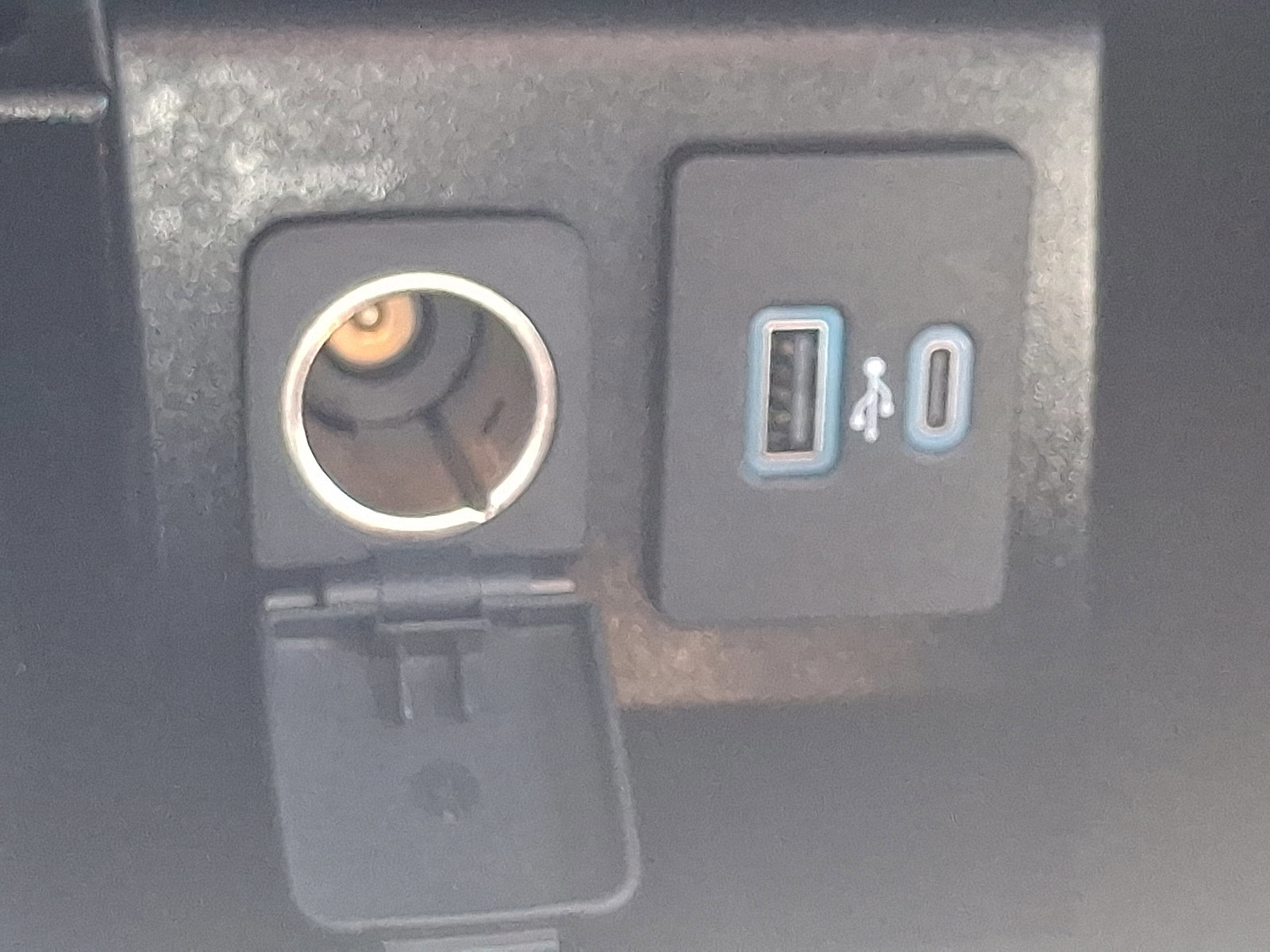 Certified 2022 Ford Explorer Limited image 27