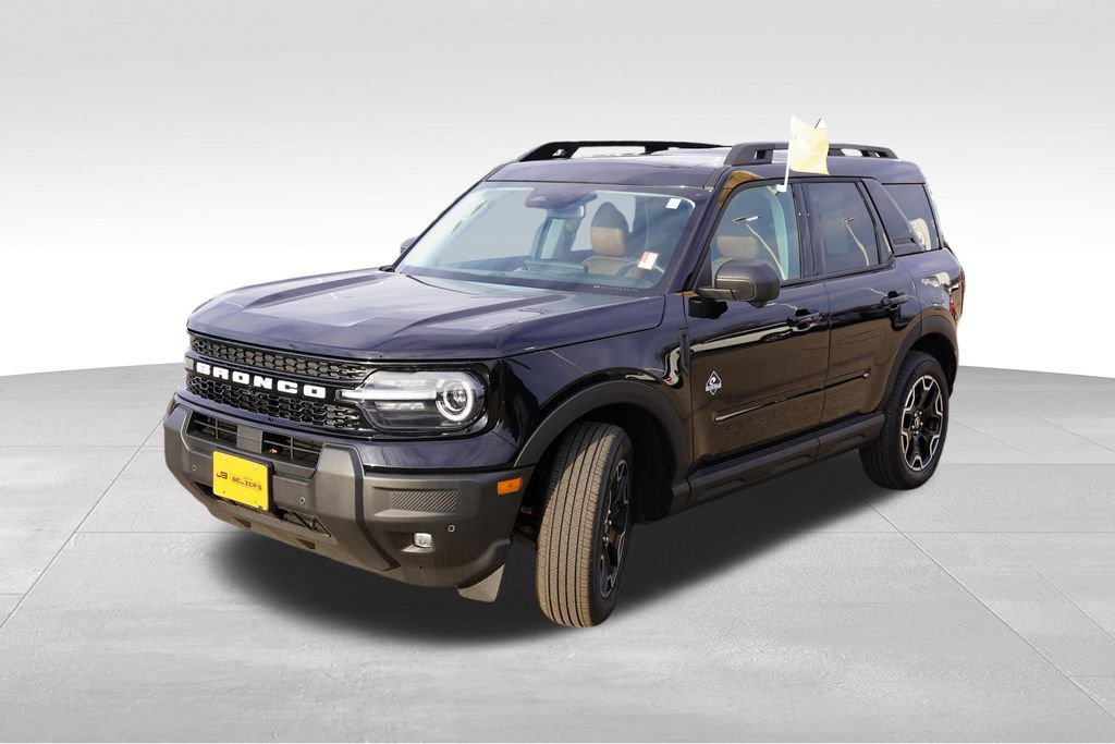 Certified 2025 Ford Bronco Sport Outer Banks w/ Outer Banks Tech Package+ image 2