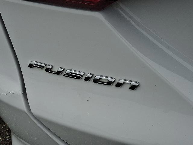 Certified 2017 Ford Fusion SE w/ Fusion SE Technology Package image 29